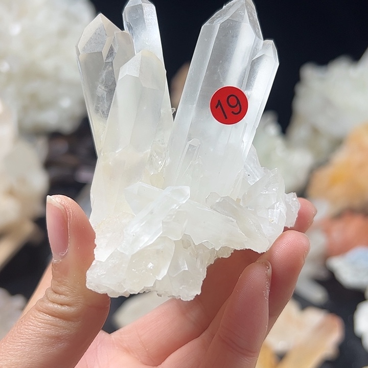 王***旺未镶嵌水晶珠宝半成品