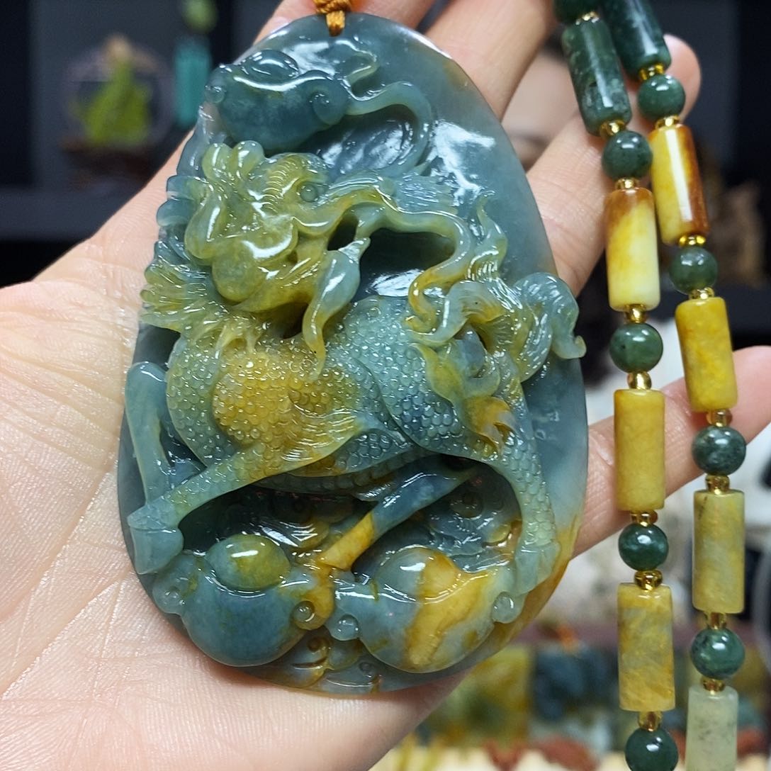 未镶嵌岫玉挂件吊坠