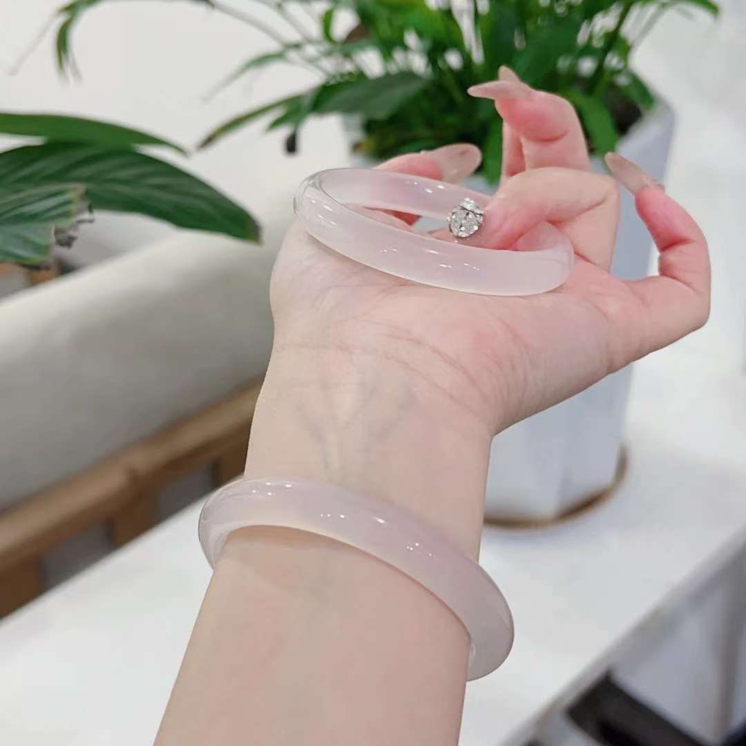 天然玉石白月光荔枝冻玛瑙玉髓冰透手镯