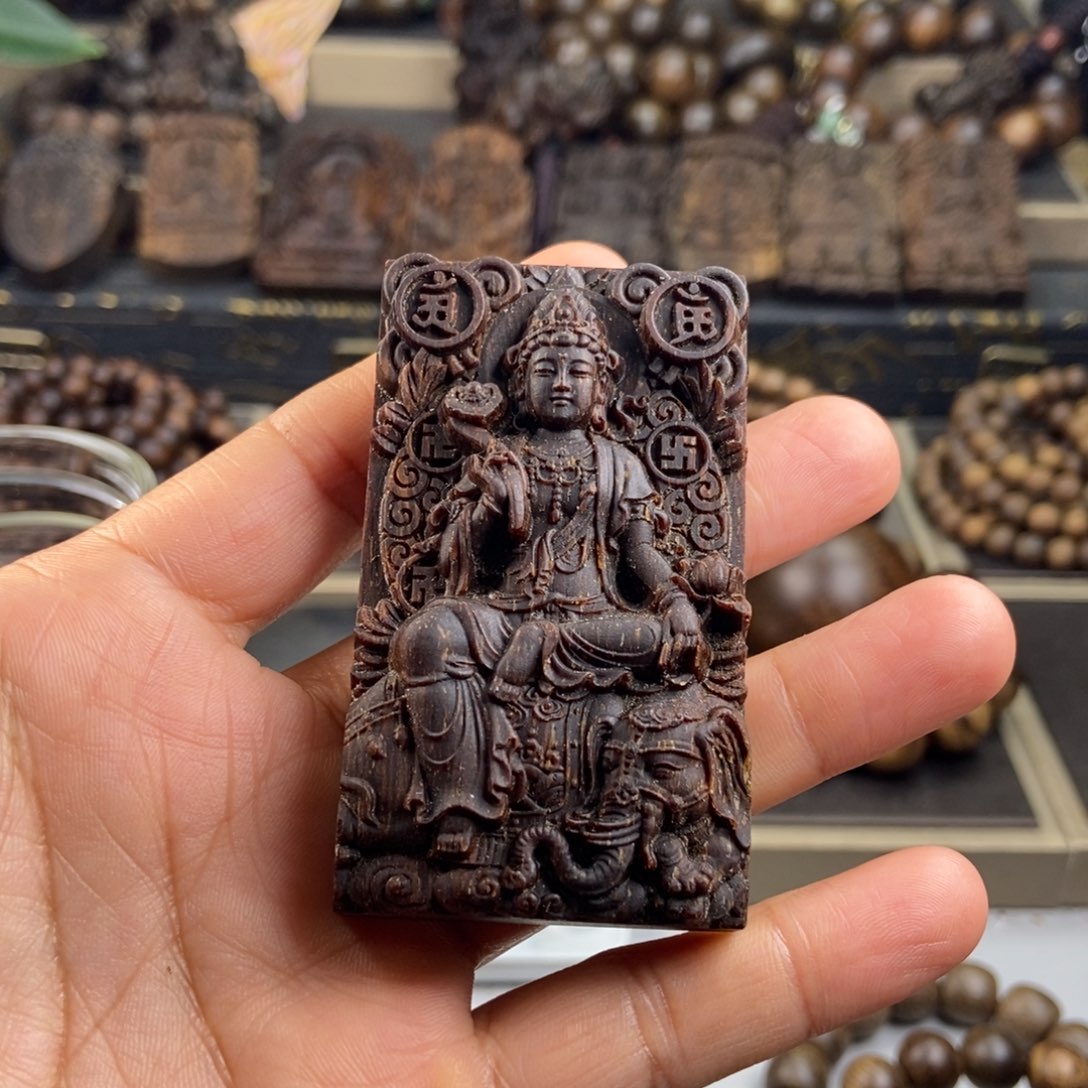 吊坠沉香木X*越南白