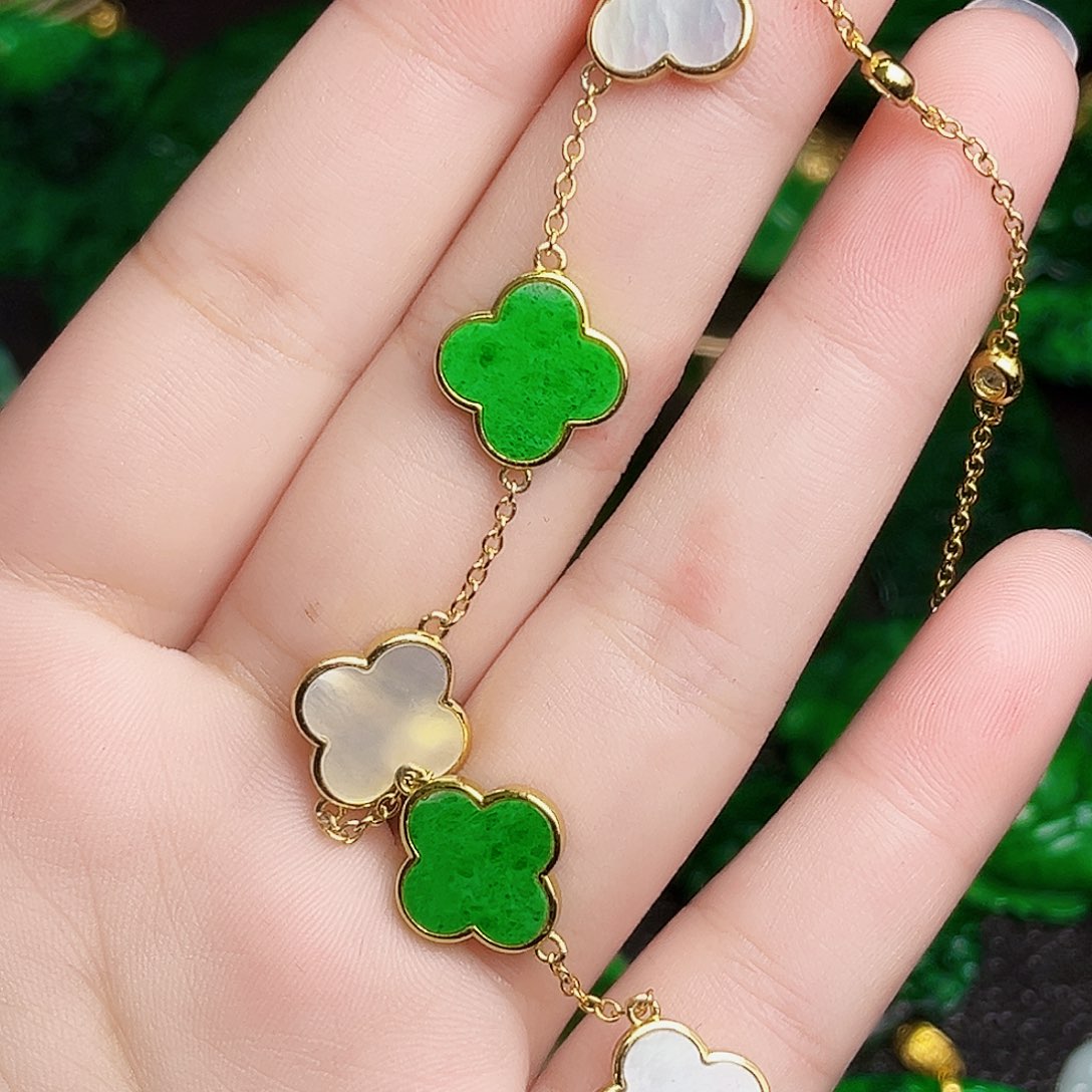 颈饰银S925镶嵌翡翠多样性