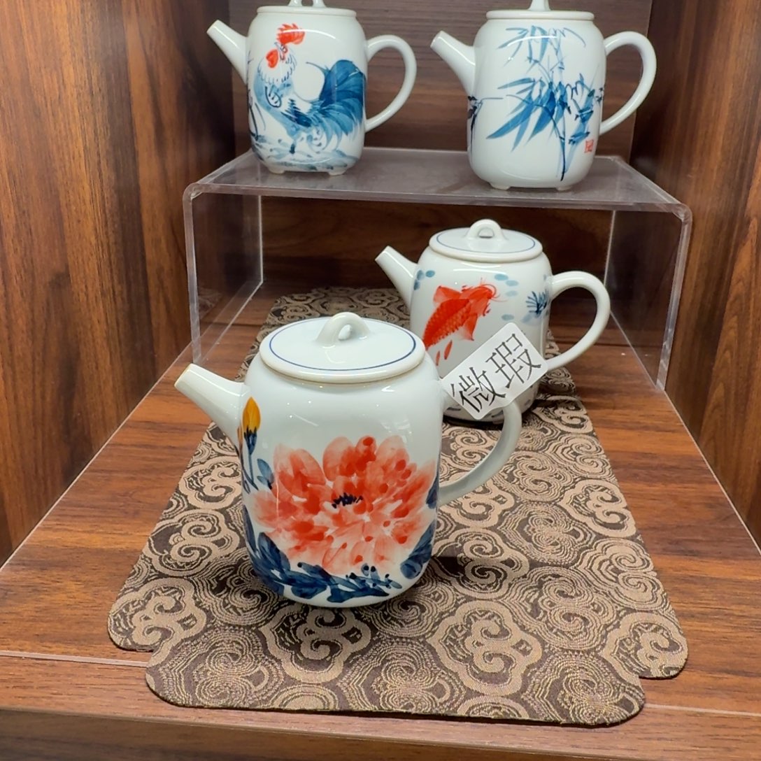 釉下手绘茶具微瑕