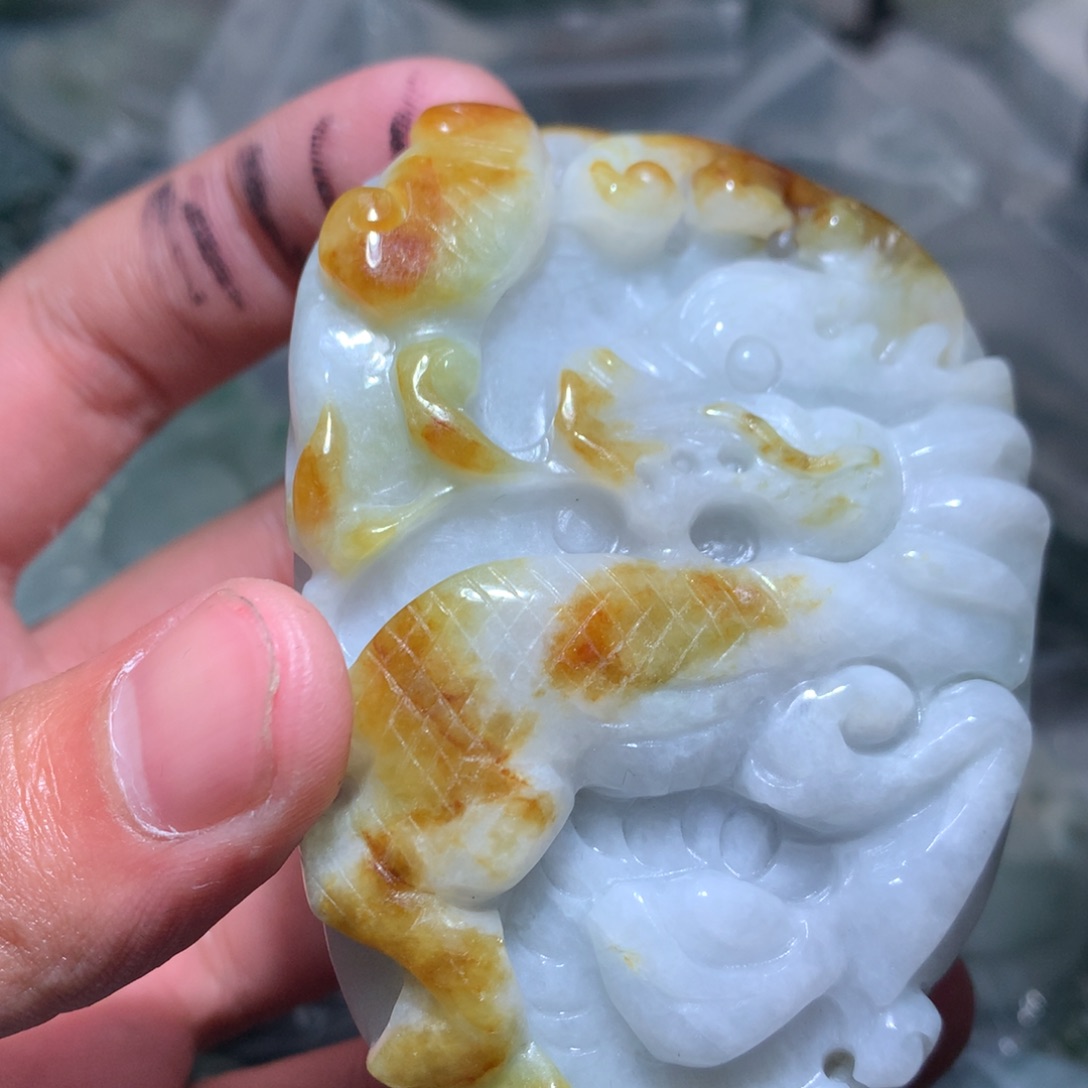 翡翠未镶嵌颈饰保真天然a货翡翠