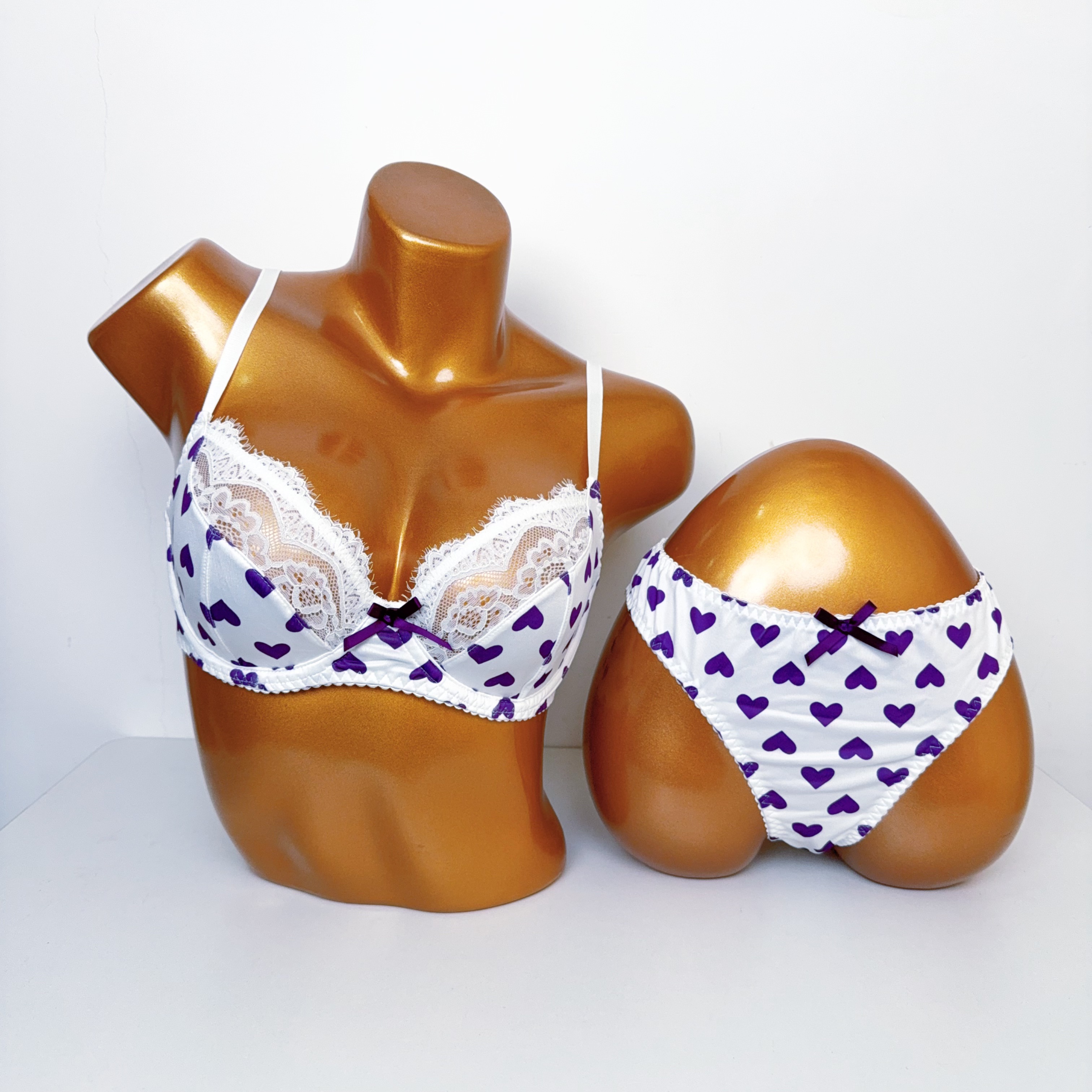 性感女士内衣套装小胸聚拢型女士性感文胸套装新款女士舒适内衣