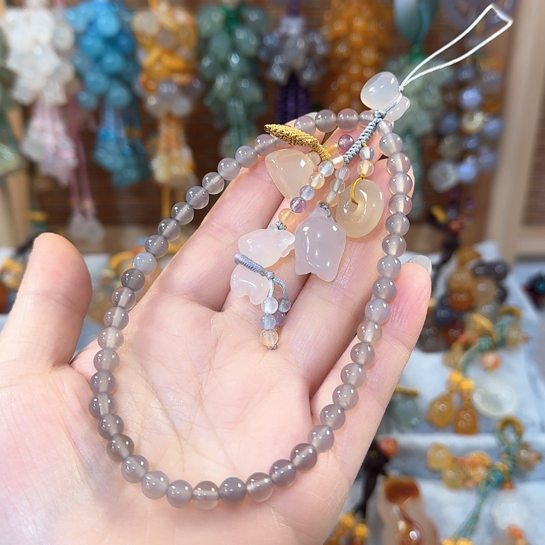 玛瑙/玉髓小吊坠未镶嵌