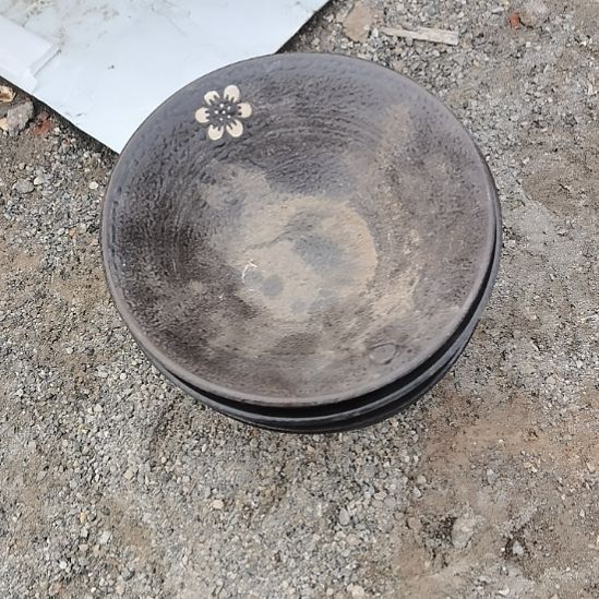 小***蜂瓷器微瑕不退不换2个