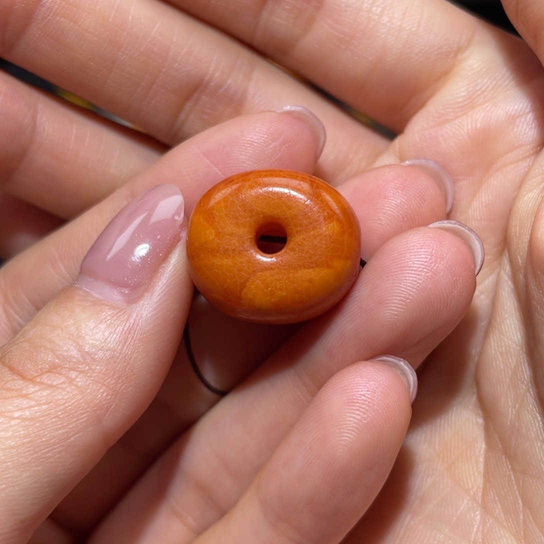 【闪购商品】琥珀裸石未镶嵌四通