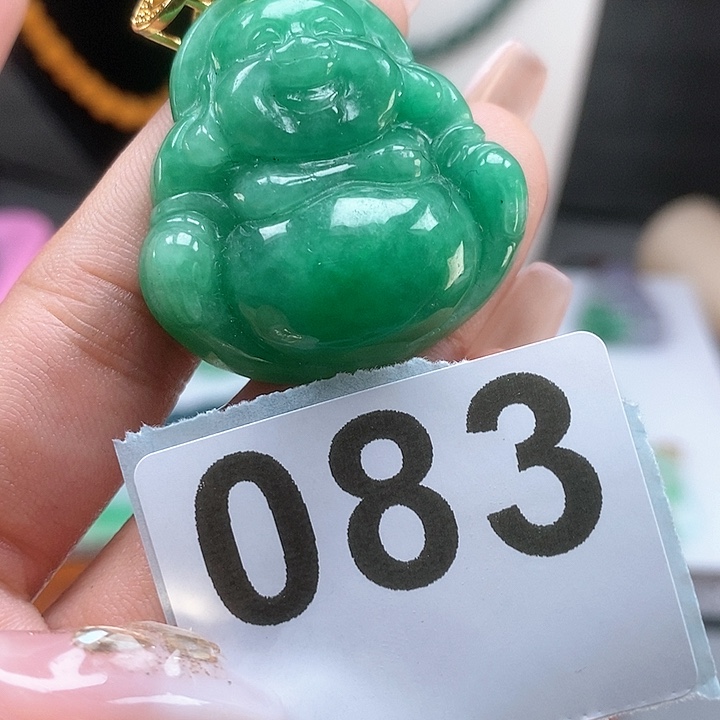 翡翠颈饰未镶嵌吊坠