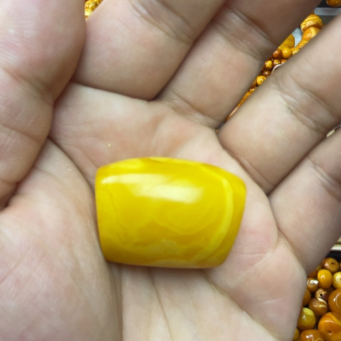 琥珀未镶嵌吊坠(不含链)