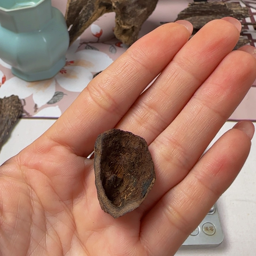 楠木港香沉水小包壳1.6g