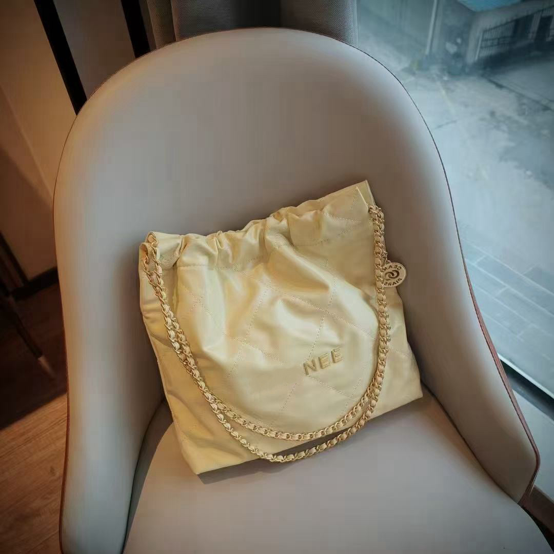 小鸡黄垃圾袋纯色白色欧美时尚轻奢磁扣单根链条包百搭单肩包