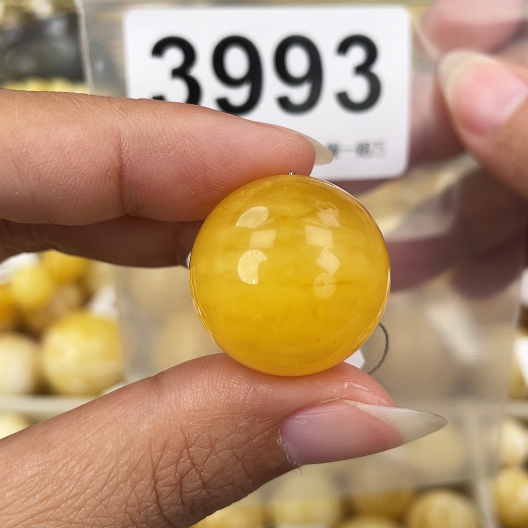 蜜蜡未镶嵌裸石22.5