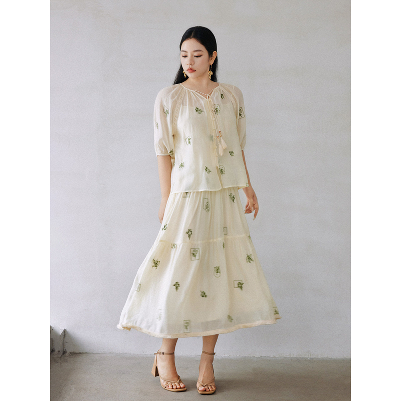 【折扣款】PLUSMALL 栀夏茶会 天丝绣花上衣半裙套装PM2406036AB