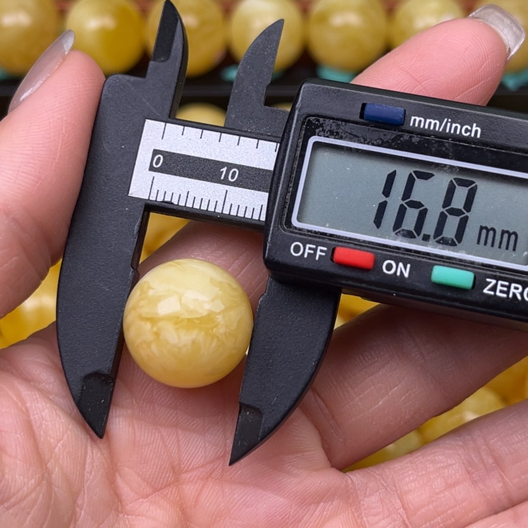 琥珀裸石未镶嵌琥珀裸石未镶嵌2