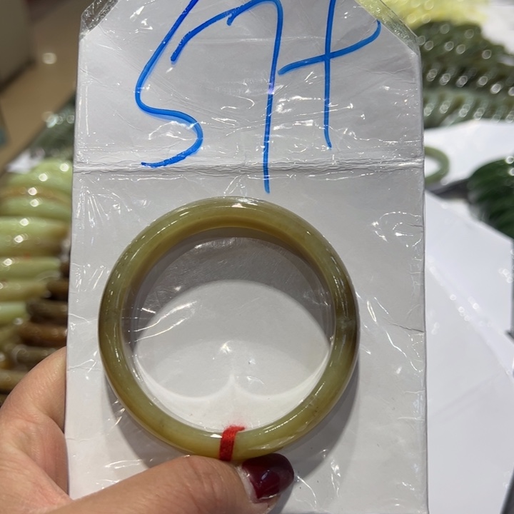 和田玉（糖玉）手镯未镶嵌