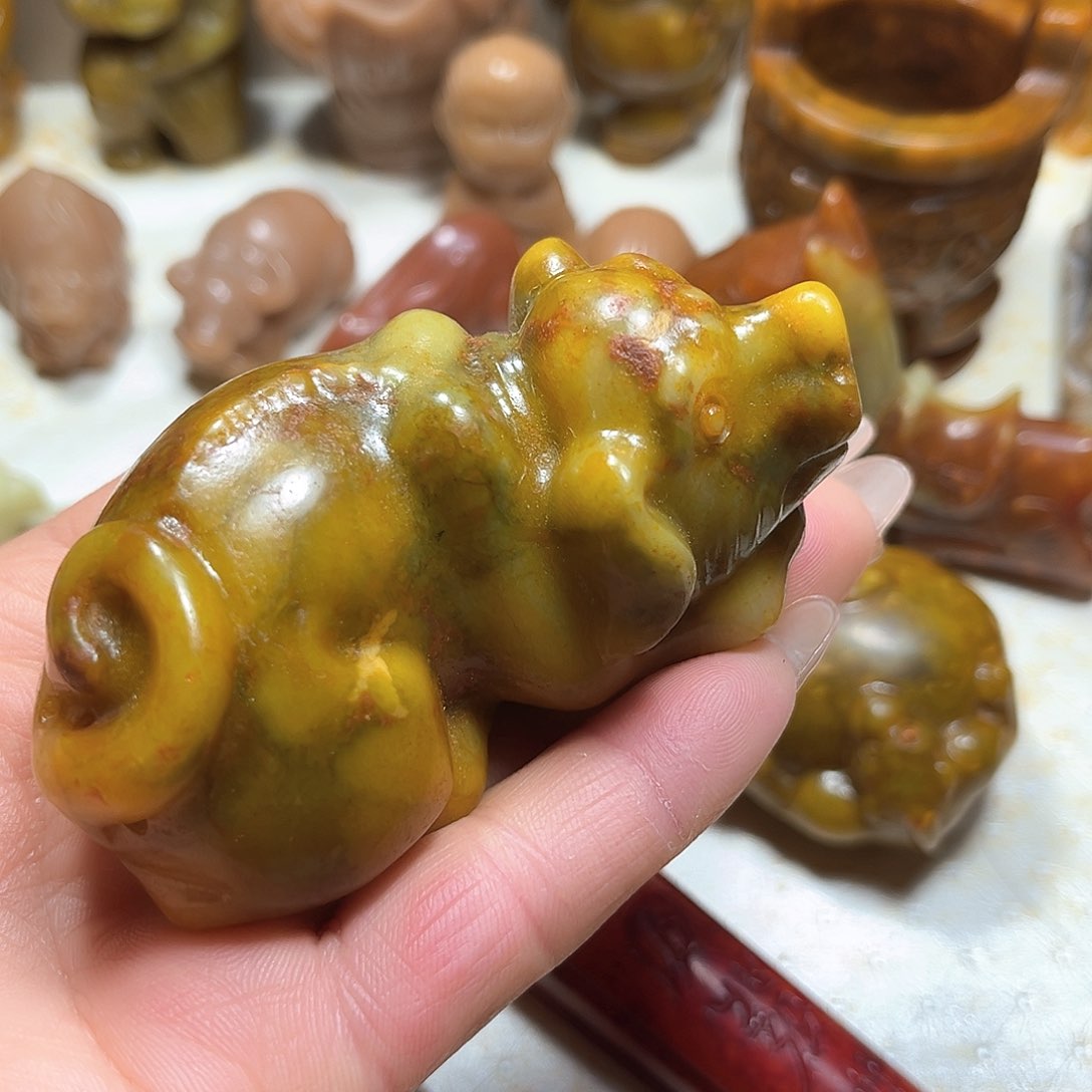 白玉菩提吊坠白玉菩提吊坠