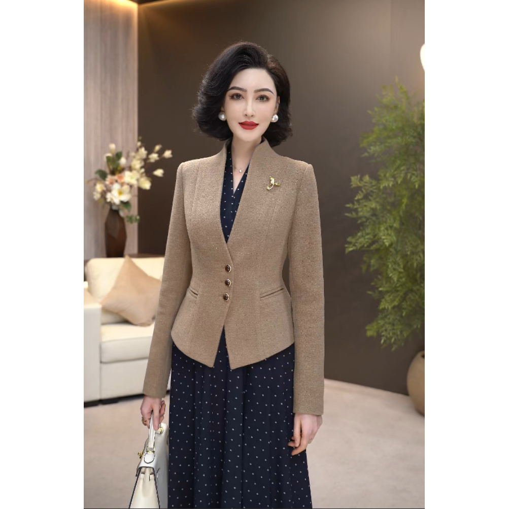 2025新款高级驼贵妃领高贵气质精仿色织高花呢短款上衣外套WF2130