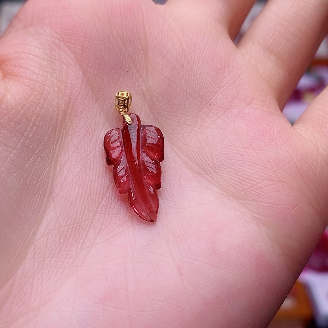 18K金镶嵌颈饰碧玺碧玺吊坠