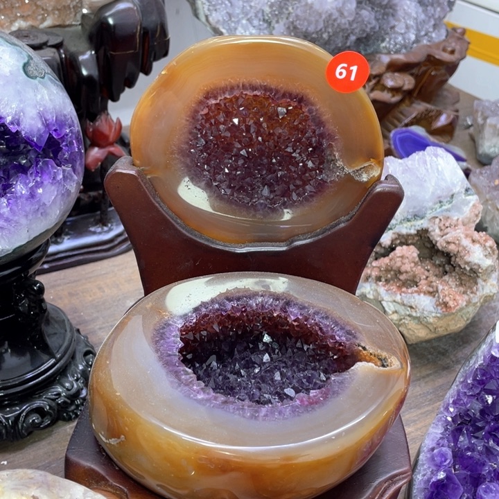 水晶摆件未镶嵌捡漏