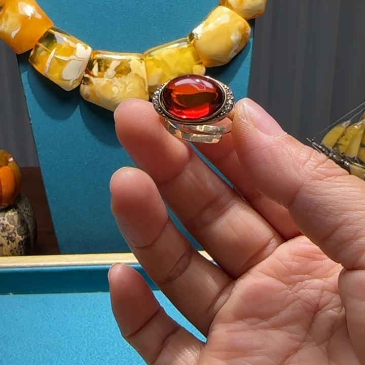 琥珀未镶嵌手链波兰设计款琥珀蜜蜡