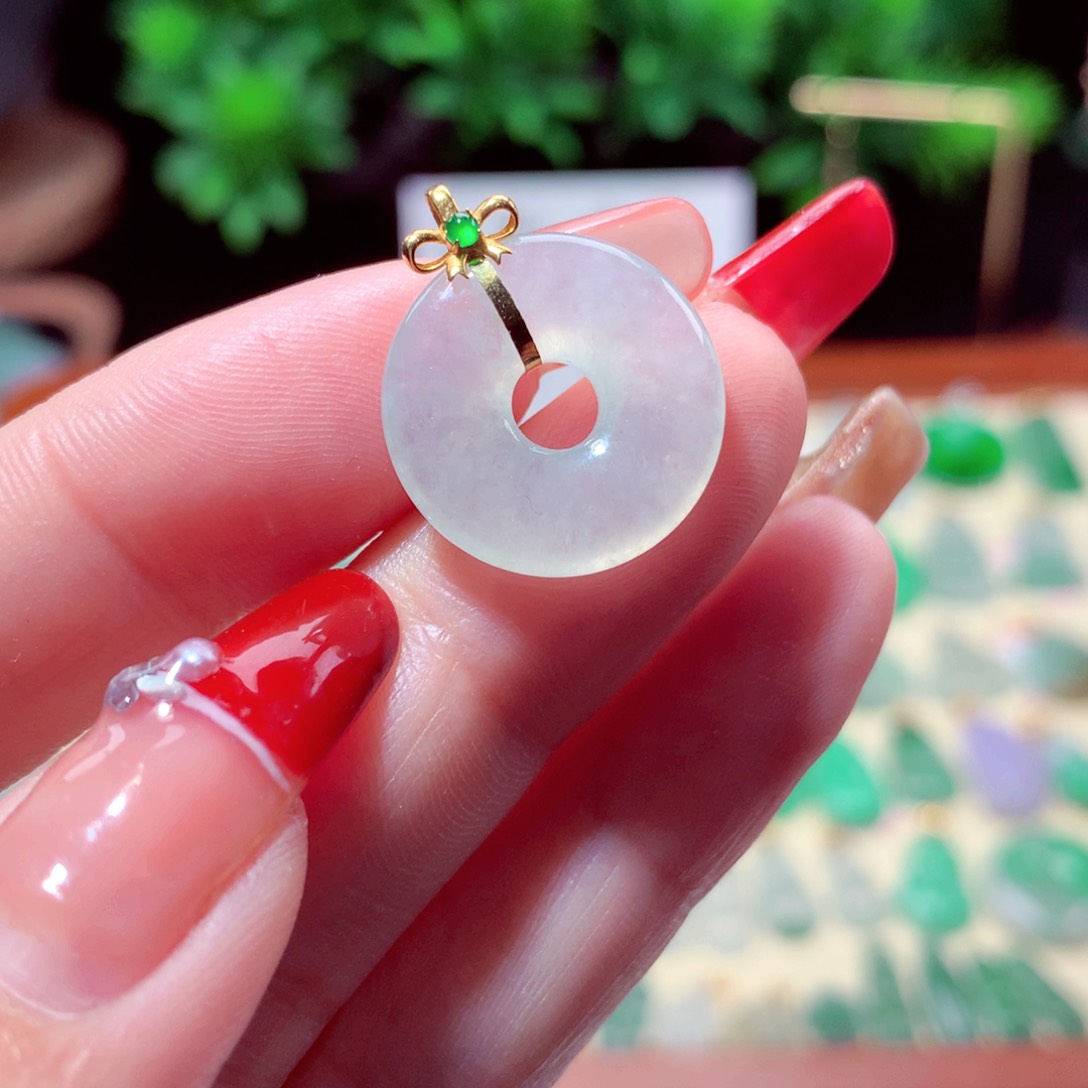 翡翠吊坠(不含链)18K金镶嵌