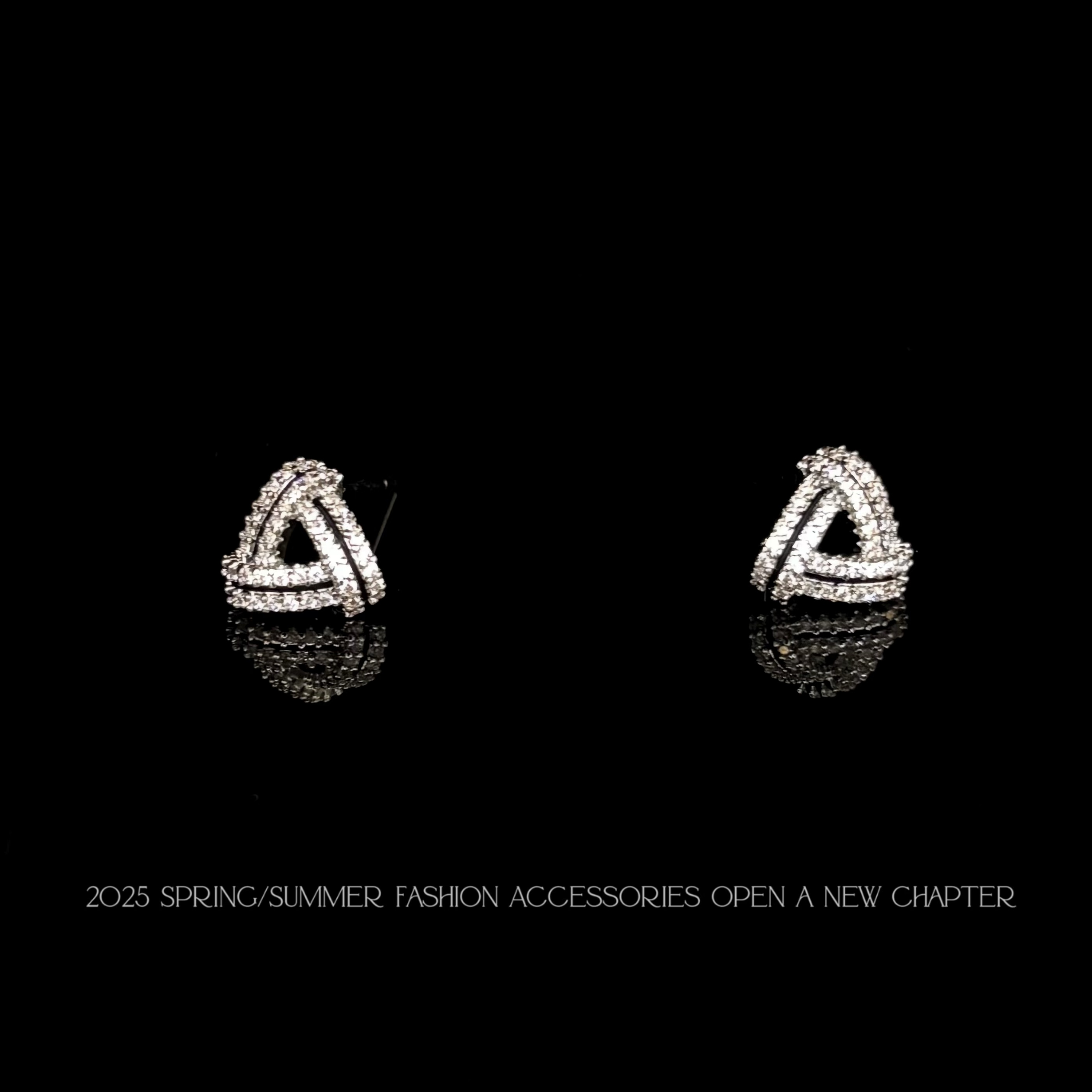 铜合金耳饰 镀K金 2025款C2040【三角】BOBAOLI 耳钉