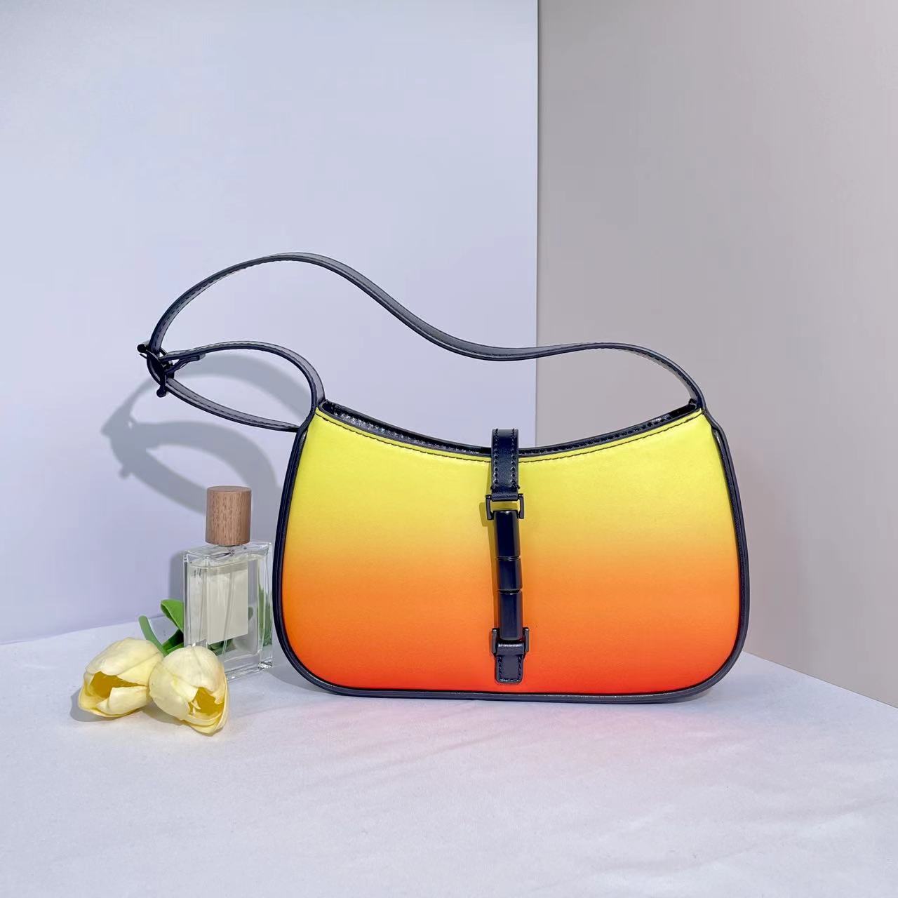 CHARLES&KEITH 20151158浅橘红色M时尚女包