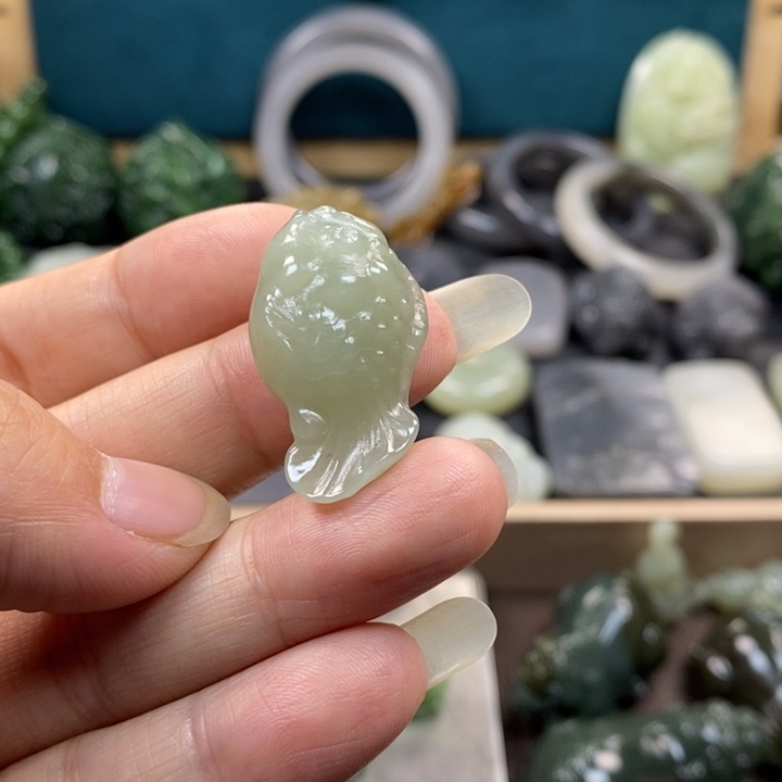 和田玉颈饰未镶嵌中*风