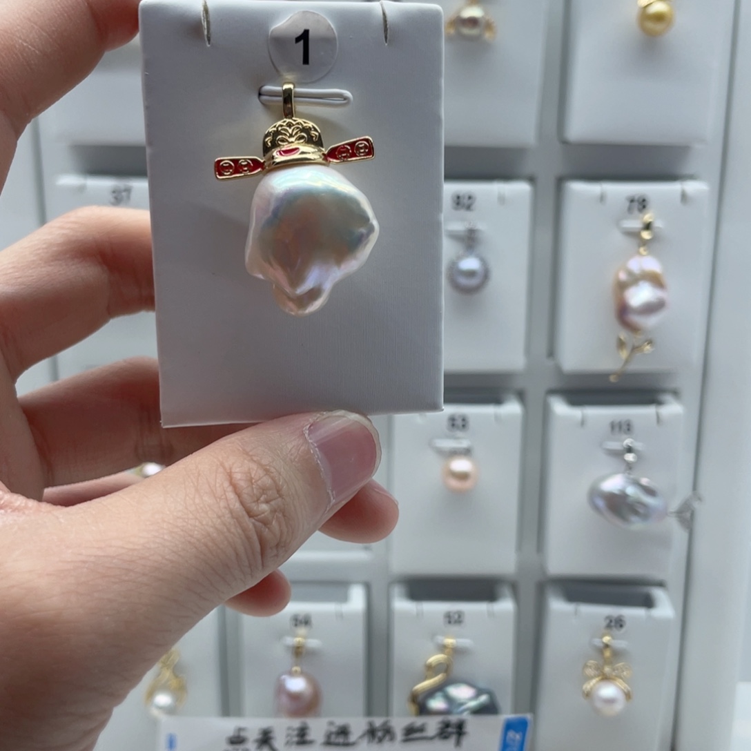 淡水珍珠颈饰合金