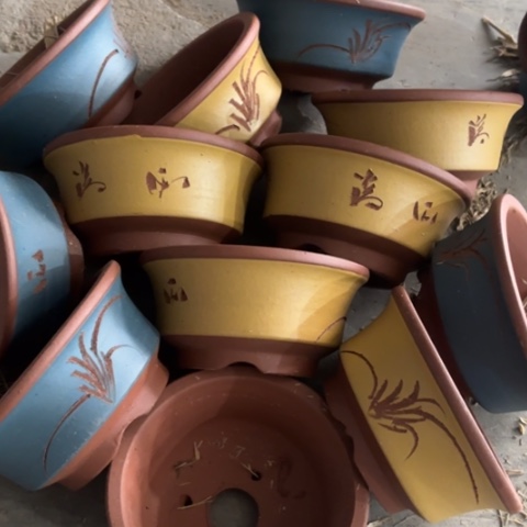 紫砂花盆100-12。