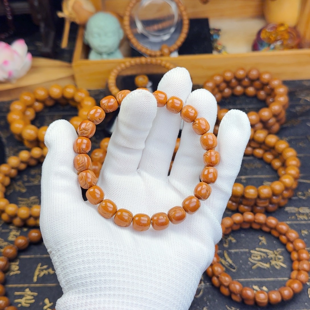 郭****手串桃核9尺寸龙纹老邢