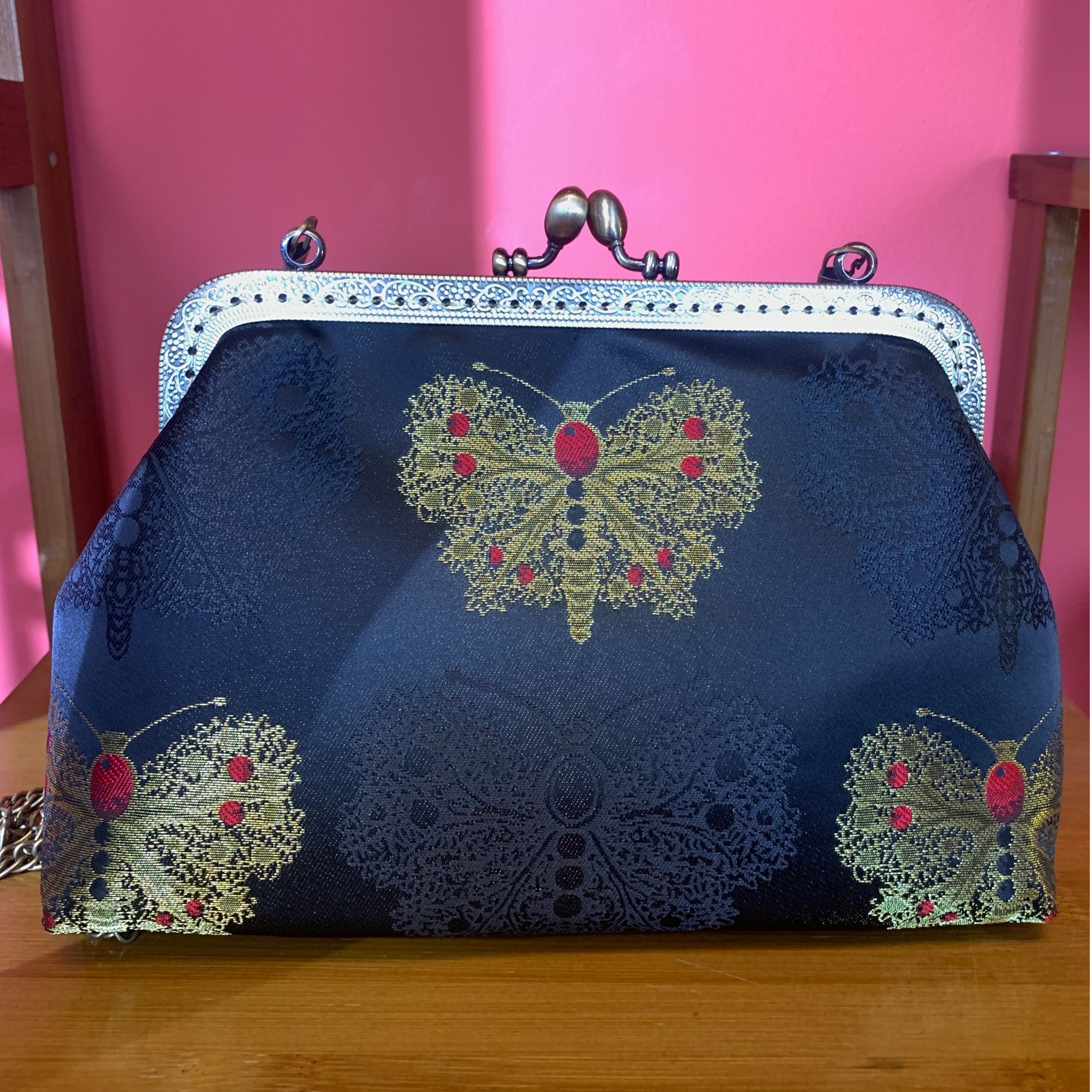 【大黑金蝴蝶】大号手工制作包包斜跨单肩预售