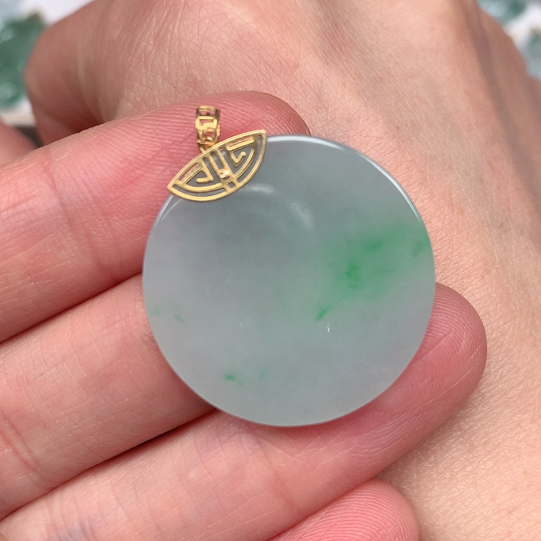 翡翠颈饰未镶嵌平安无事牌吊坠