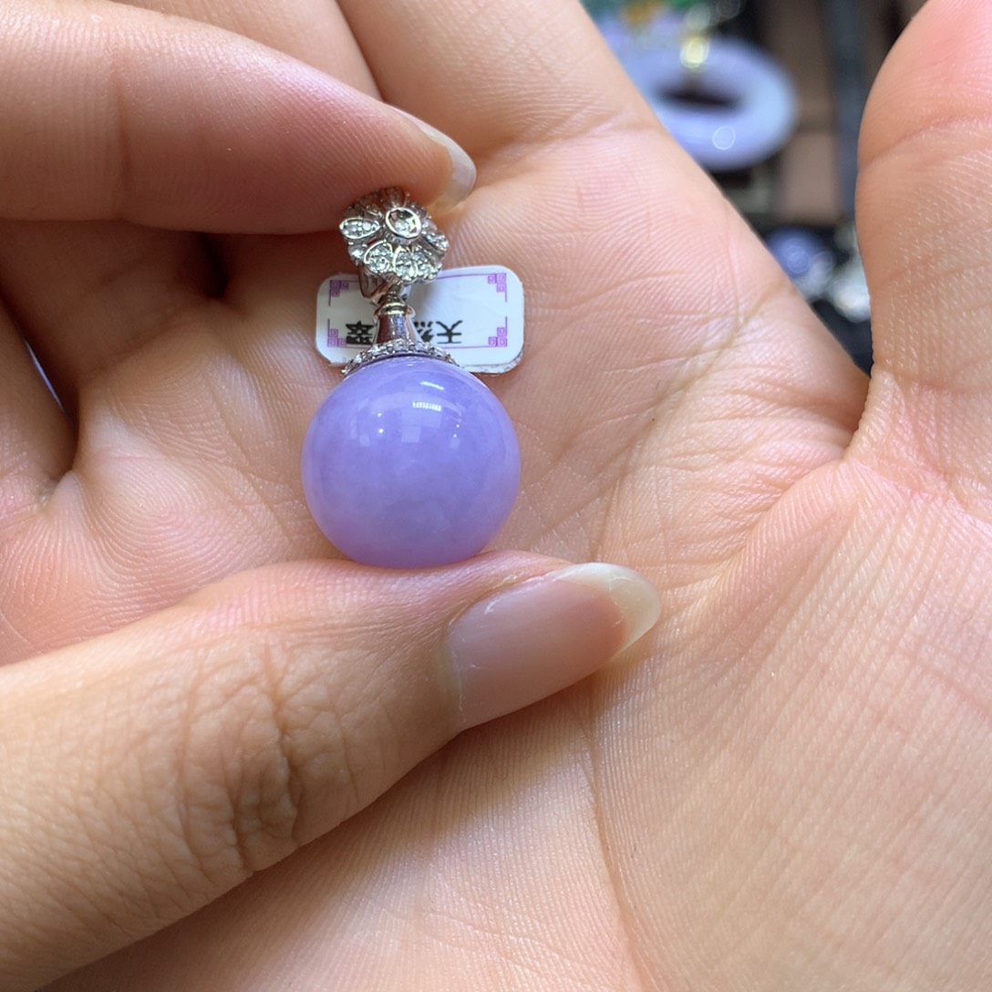 翡翠未镶嵌颈饰翡翠吊坠