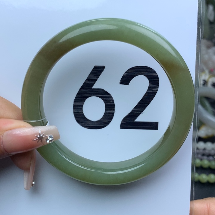 未镶嵌手镯和田玉80