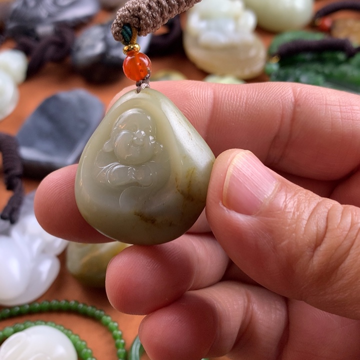 未镶嵌和田玉挂件