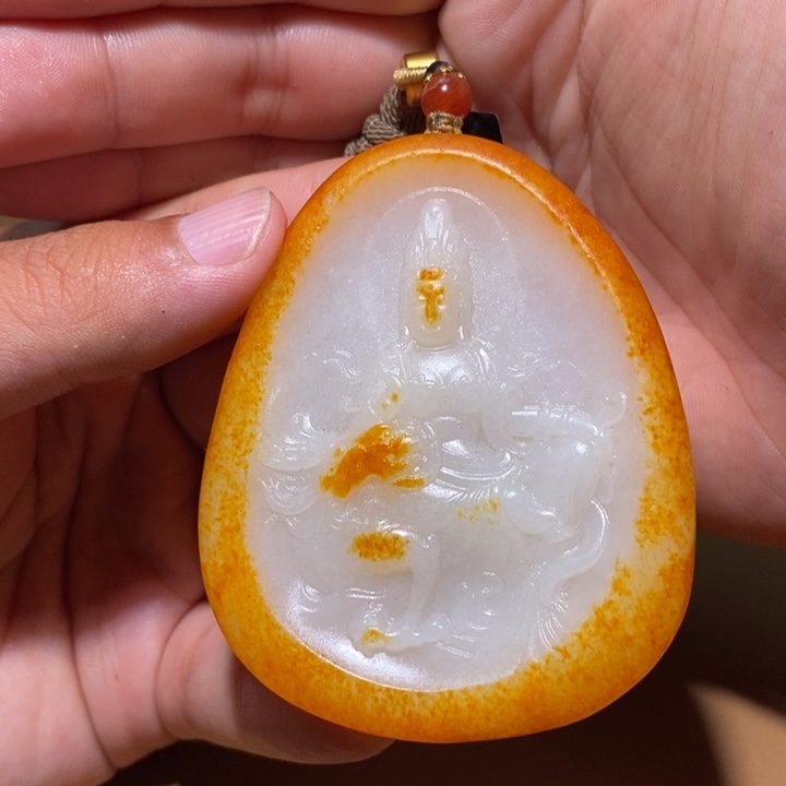 颈饰未镶嵌和田玉
