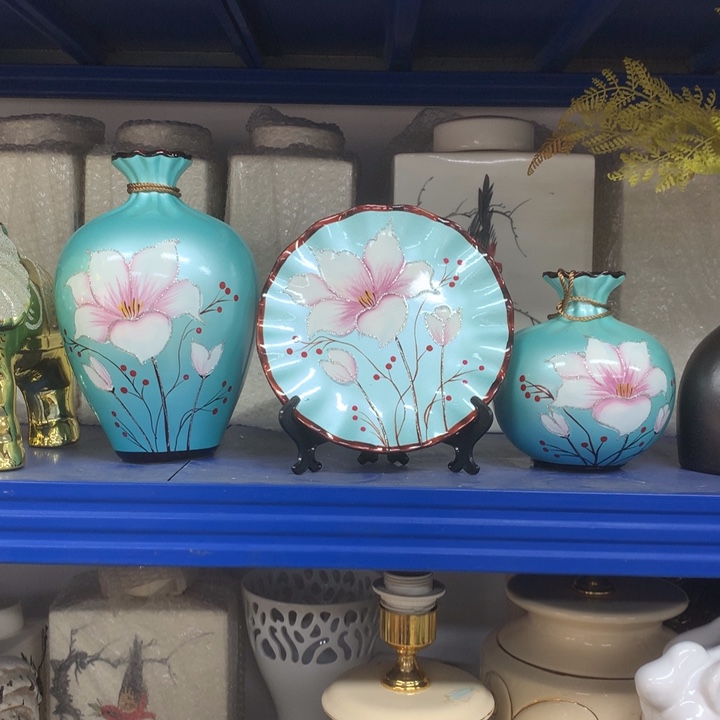 摆件陶瓷艺术。。。。。。