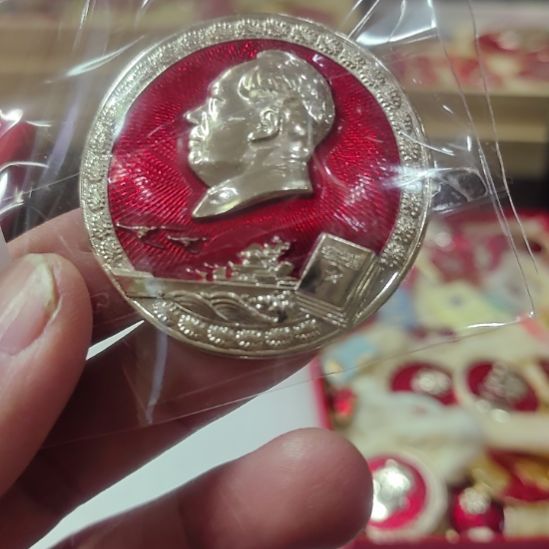 M***店其他普通金属纪念章