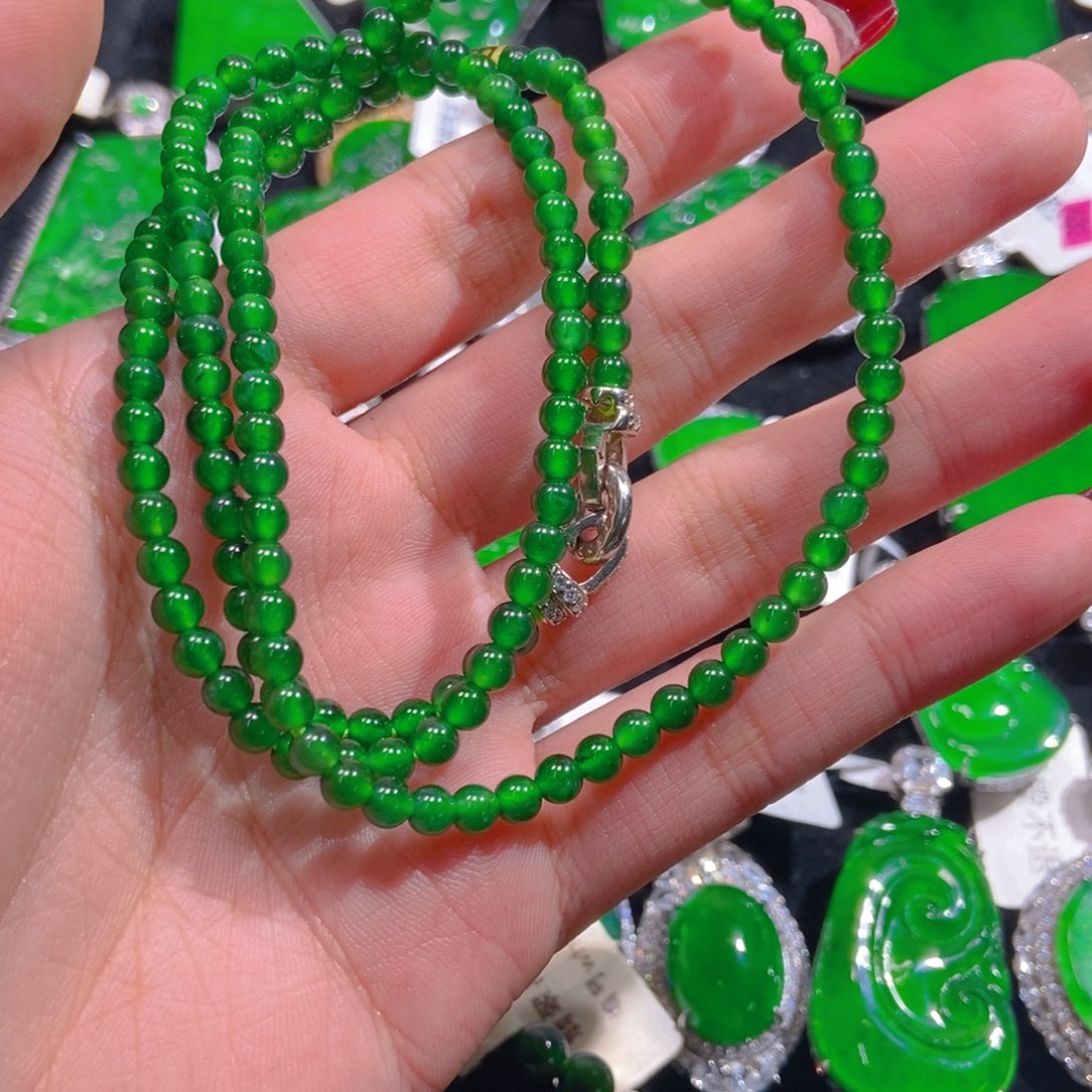 翡翠吊坠(不含链)未镶嵌芊**林