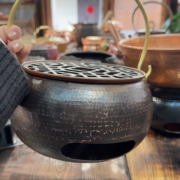 陈***生紫铜手工制作提梁炭炉大号