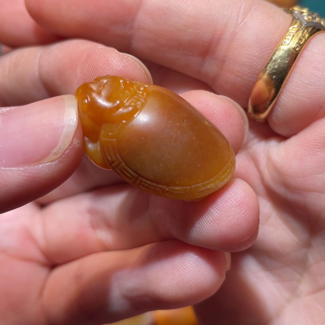 奋***爸和田玉未镶嵌颈饰