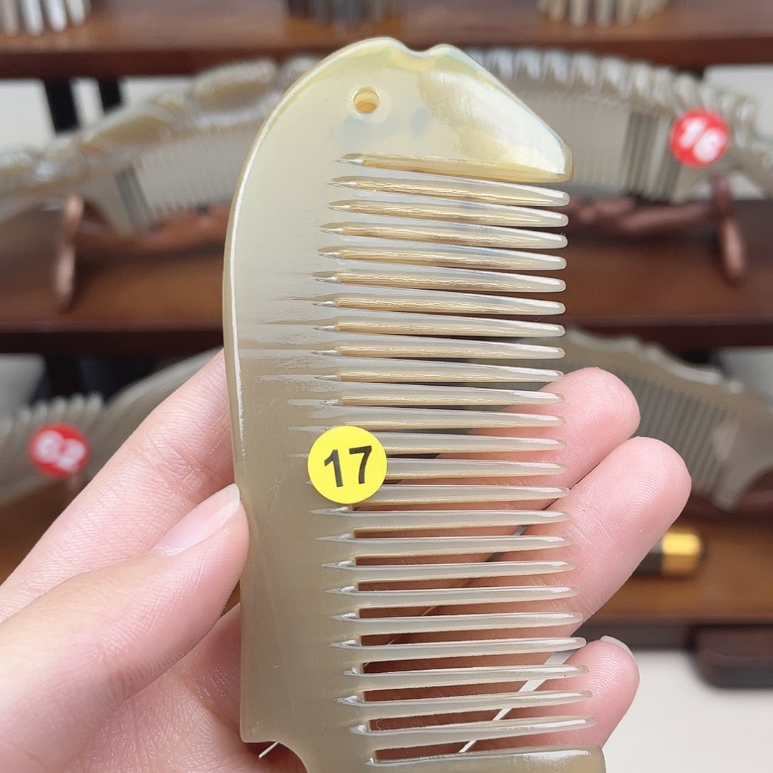 纯手工制作的牛角梳17