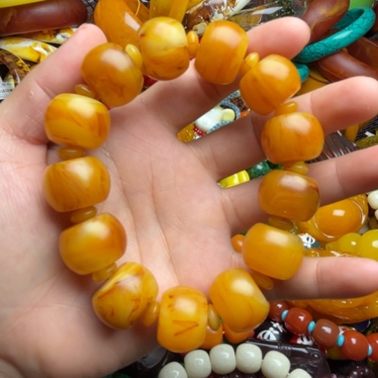 未镶嵌琥珀手串蜜蜡
