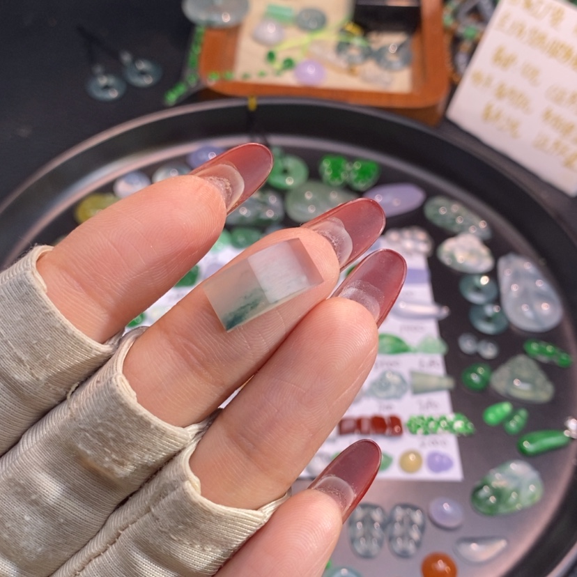 【闪购商品】翡翠挂件未镶嵌马鞍