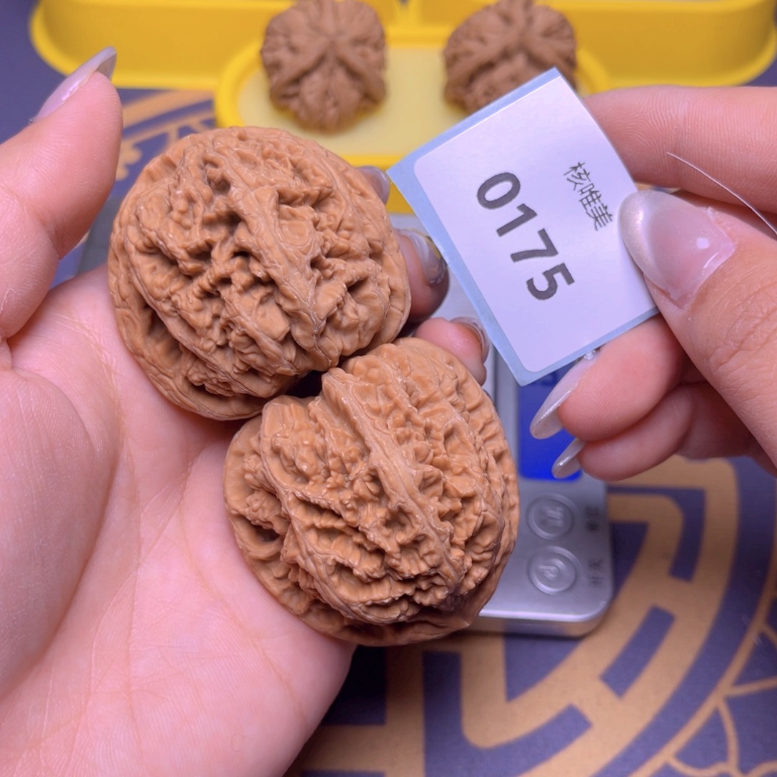 文玩核桃把件l*s粗筋47～0175