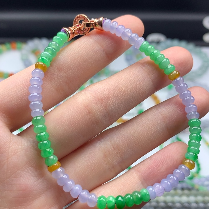 翡翠未镶嵌手镯卡