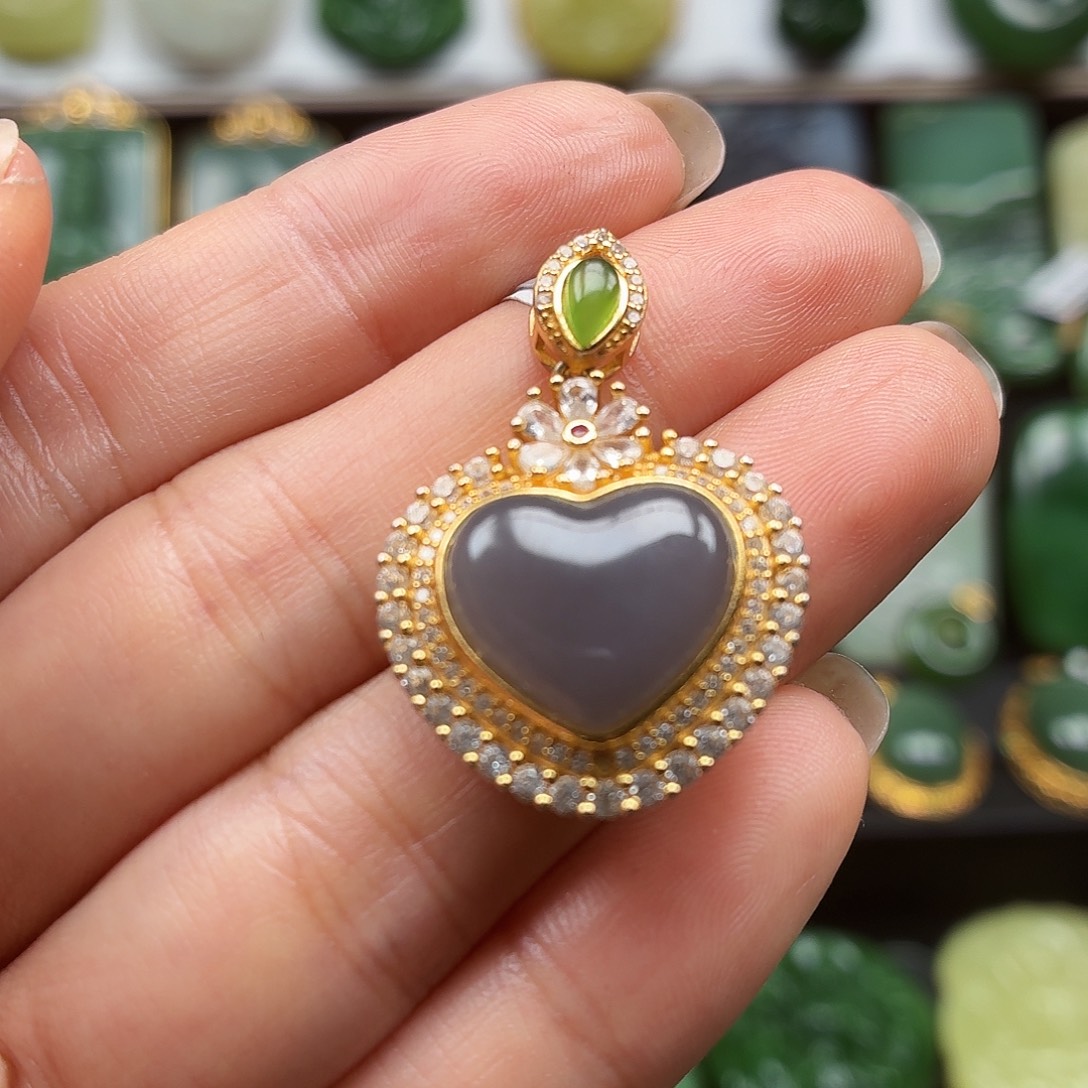 和田玉银S925镶嵌颈饰