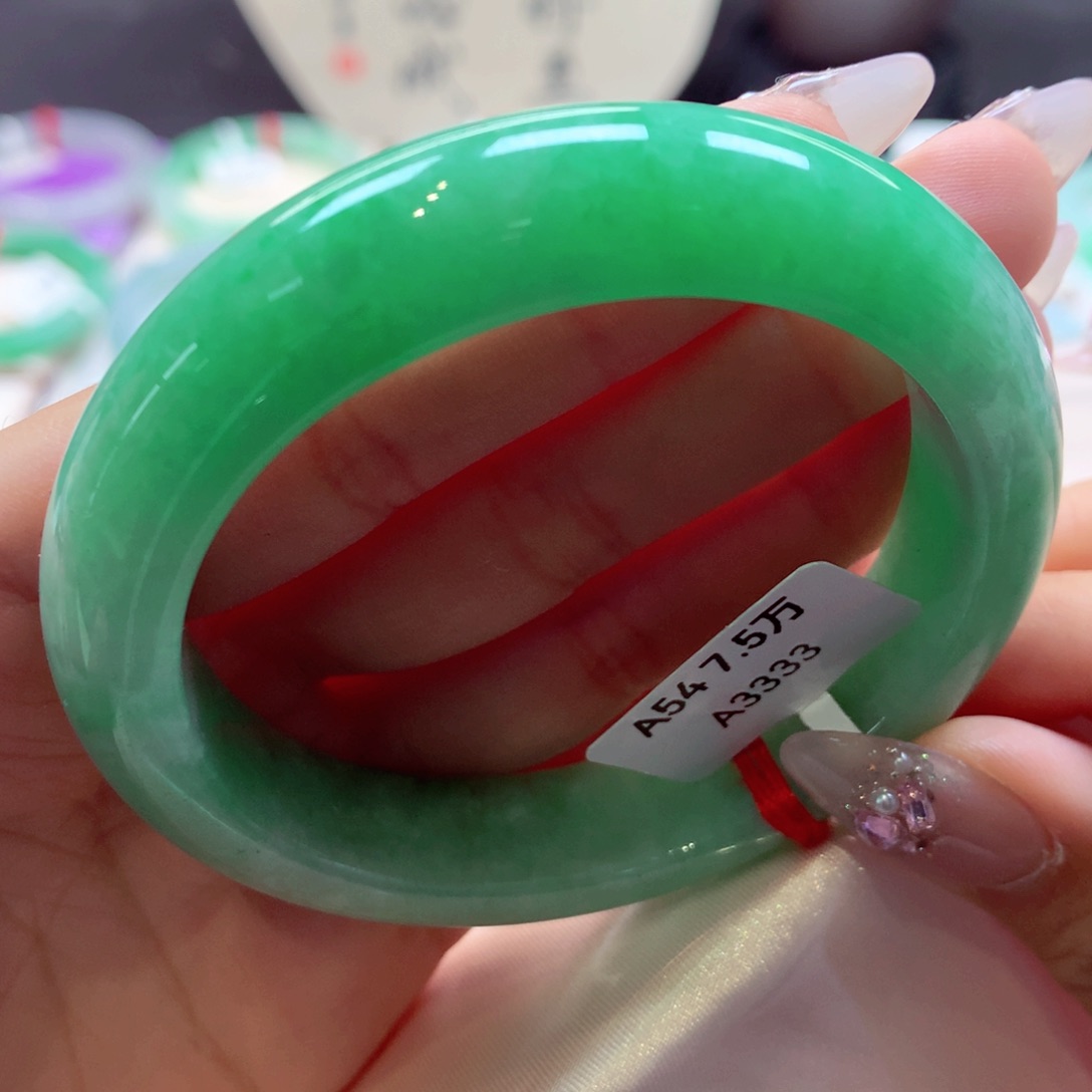 翡翠手镯未镶嵌41翡翠手镯99