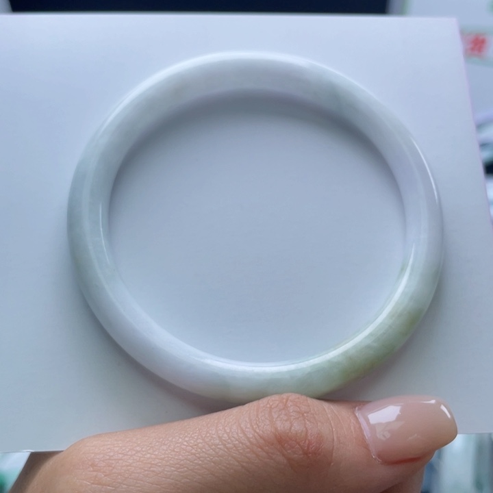 翡翠未镶嵌手镯57